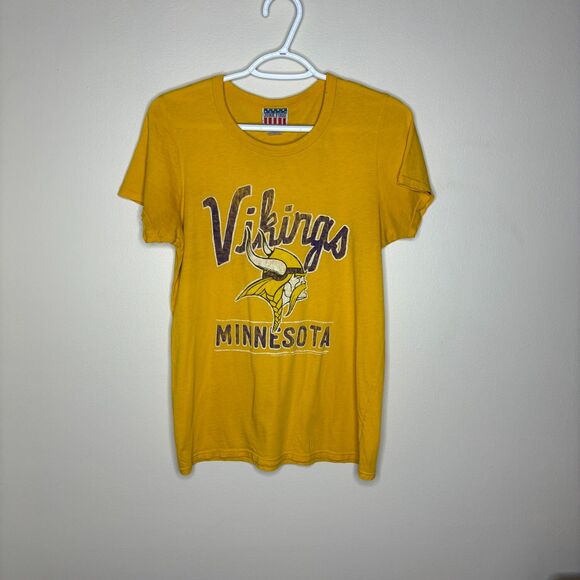Junk Food Womens Vikings Game Day Tee Shirt Size Large Yellow NFL - Picture 1 of 6